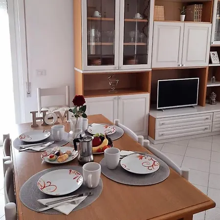 La Casetta Del Paese Apartment Riccione